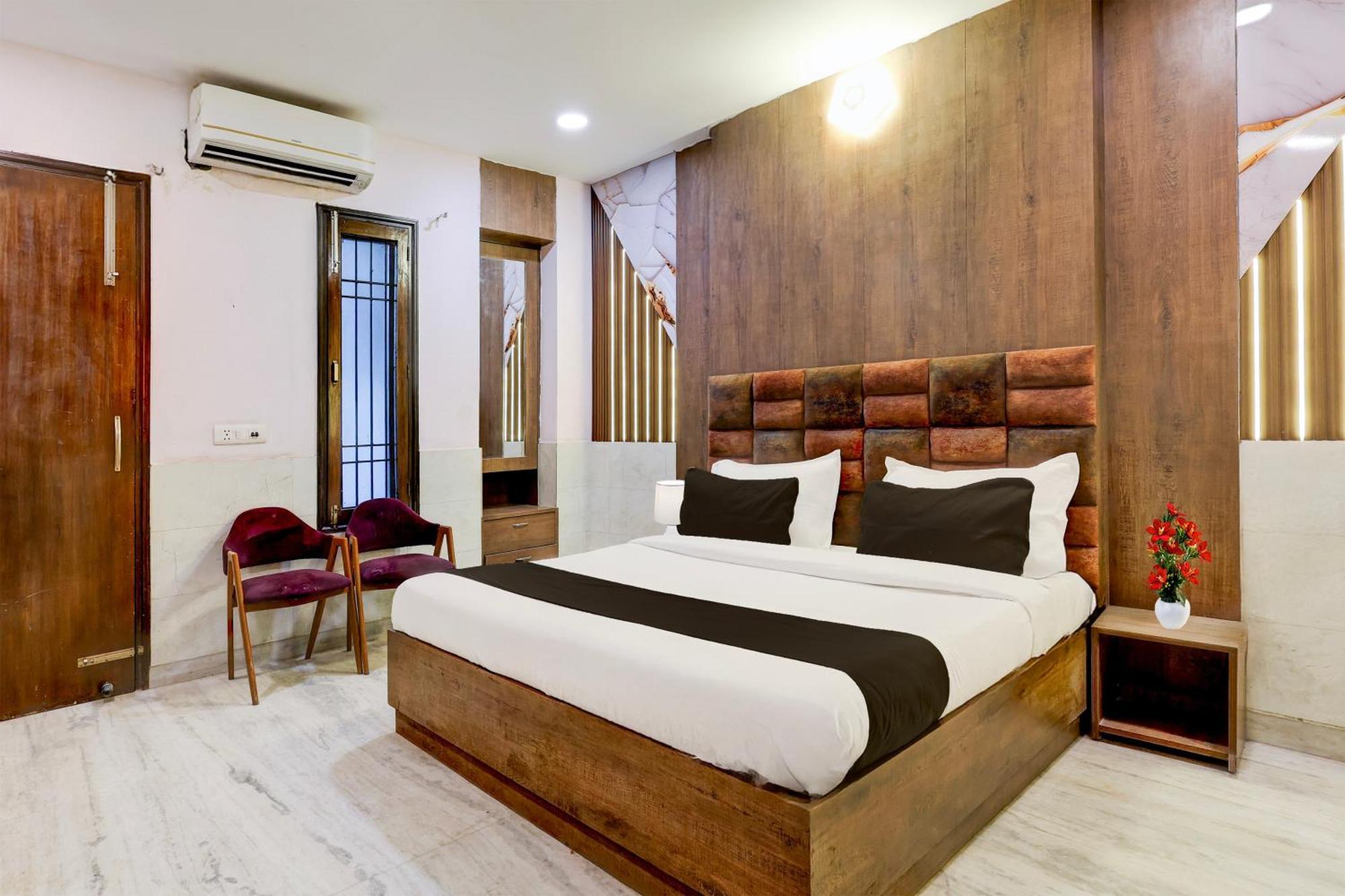 Super Hotel O Alipur Narela ภายนอก รูปภาพ
