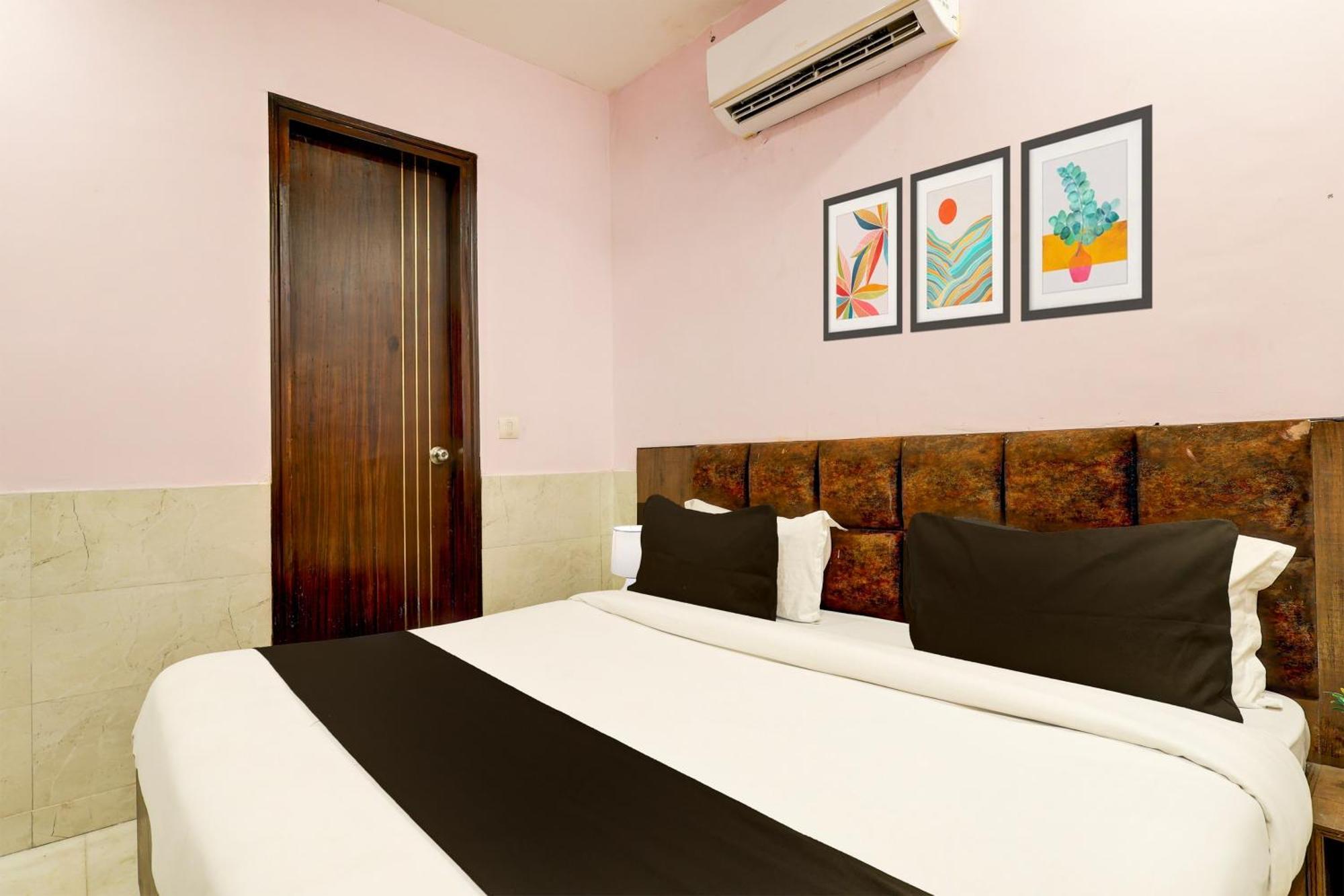 Super Hotel O Alipur Narela ภายนอก รูปภาพ